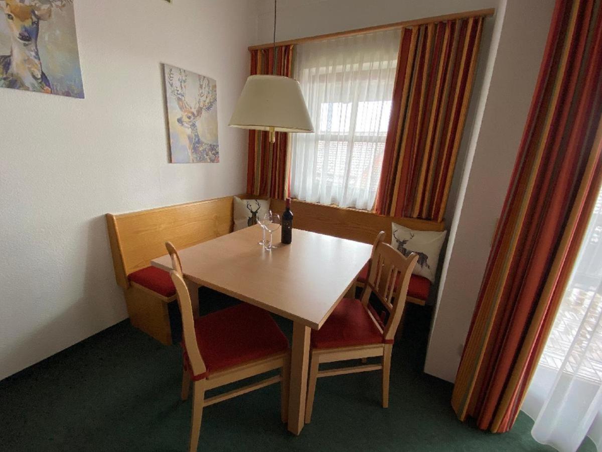 Appartement Zum Hirsch'N วัลด์เคอร์เชิน ภายนอก รูปภาพ
